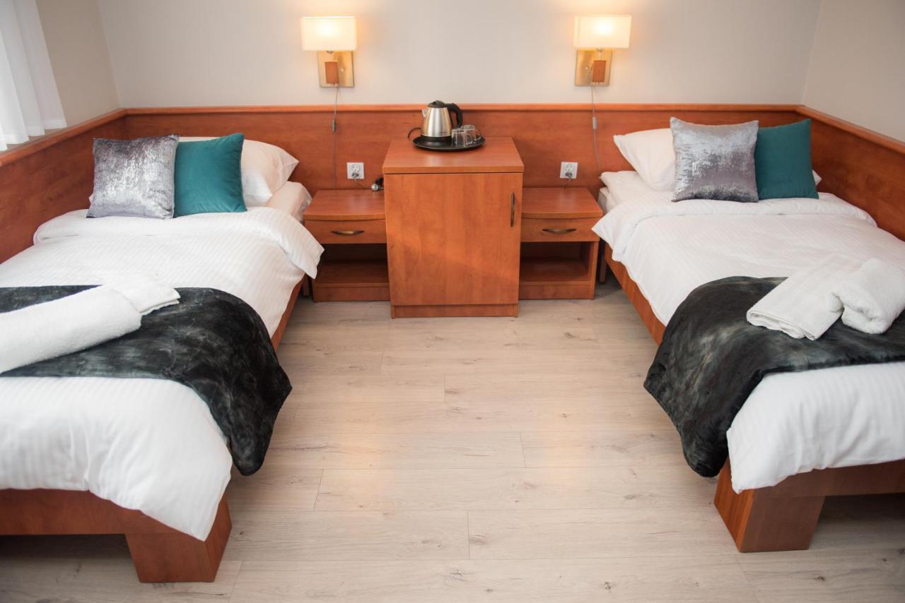 Geris Aparthotel Częstochowa Екстериор снимка