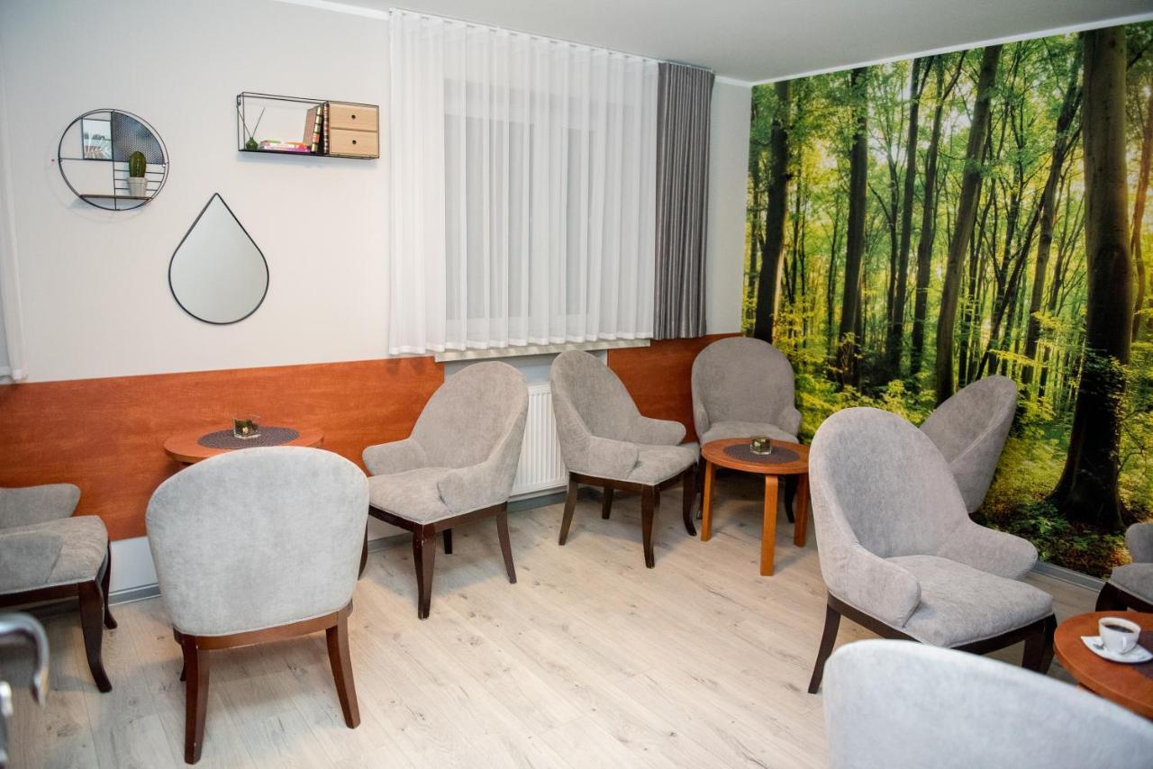 Geris Aparthotel Częstochowa Екстериор снимка